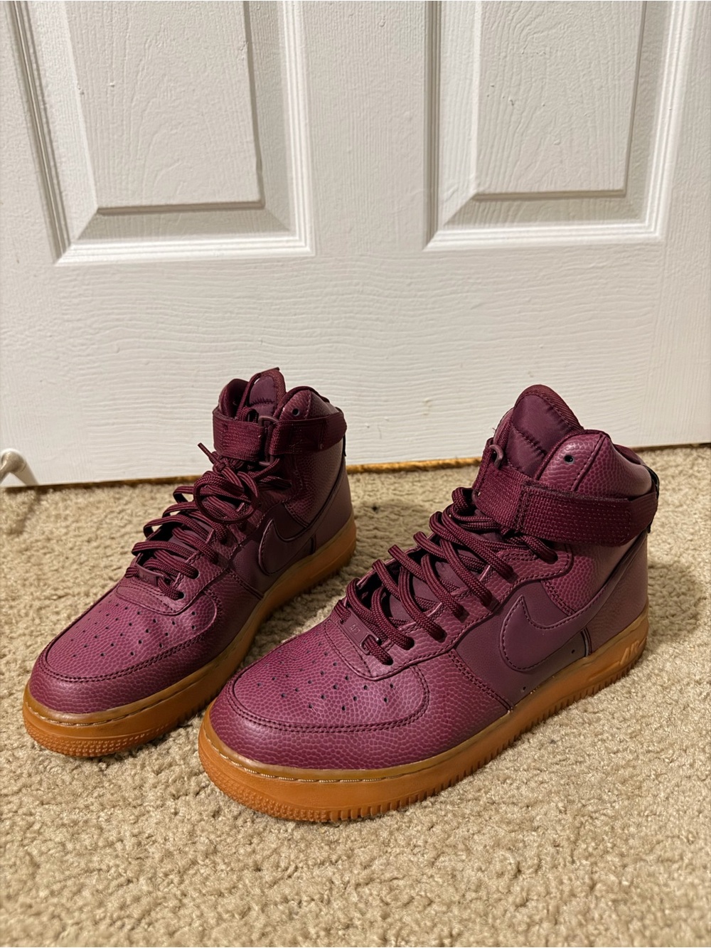 Nike Air Force 1 High ’07 LV8 Team Red Gum Men’s Size 10
